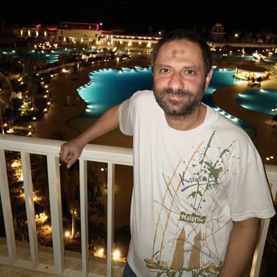 لا إله إلا الله محمد رسول الله. 
نقاوم ما نحب ونتحمل ما نكره