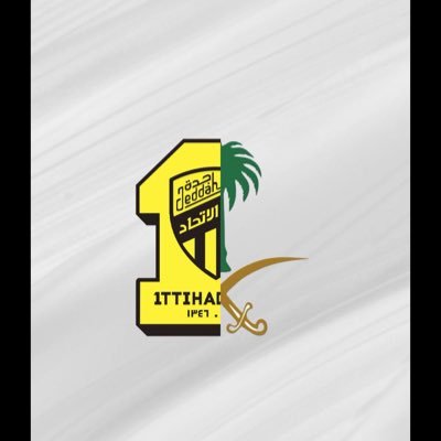 -مابـيِ الايـاممَ تججيب لي احسنُ منـكَ،ابيكَ انتَ وخـلَي الناس لبعضها❤️