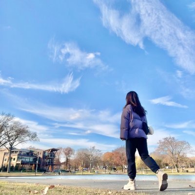 Love traveling, food adventures, and sunny days.
Let’s explore the world together 🌍✈️