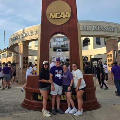 missymarie225's profile picture. Let's talk LSU baseball. 🐯⚾💜💛