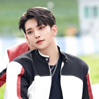 QueenXiaM (@xiawseventeen) 's Twitter Profile