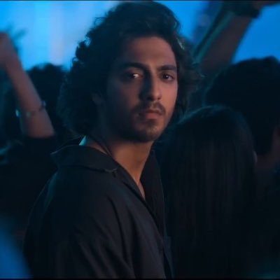 TashzDesiYaara's profile picture. "Living my Krish Kapoor daydream." ⭐️