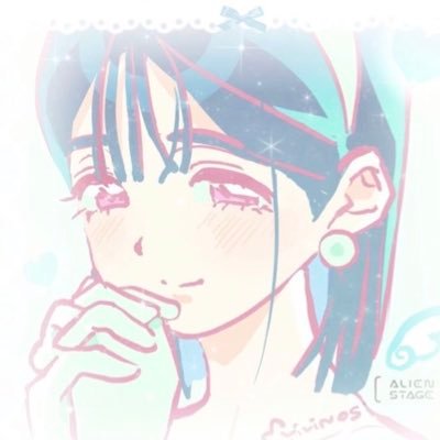 laiixsq's profile picture. Future accounting student ᯓ★