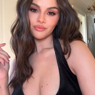 anahifilmout's profile picture. Just an ordinary girl.