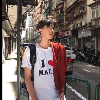 yuanbr151504's profile picture. handsome