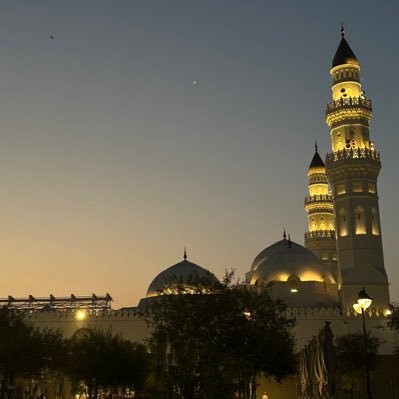 🕊وإذا أراد الله لك أمراً ، ساقه لك سوقاً عجيباً من حيث لا تحتسب .🕊