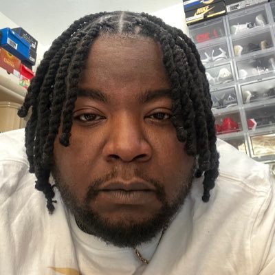 Palm Beach County 🛩️ ATX. FAMU 🐍, Sneaker Head👟 ,Gamer 🎮🕹️