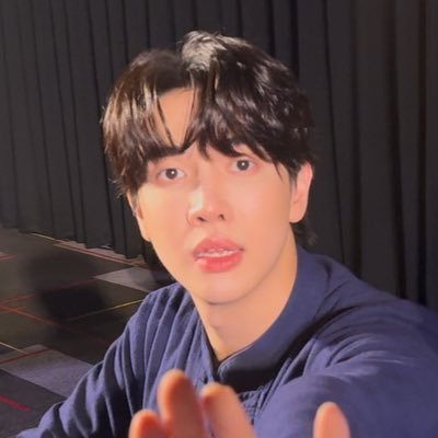 Neknek ʚ MaxkyBas ɞ Profile