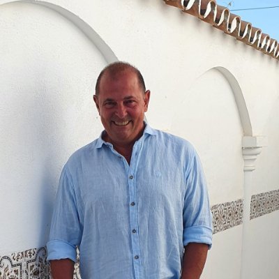 Offizieller Twitteraccount von Jörns Bühner, Libertärer, Unternehmer, Bestsellerautor, Satiriker, Trendfolge Aktien Experte, SEO Experte, Moneycoach, @Satire