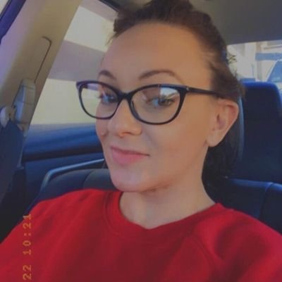 LillianPit22230's profile picture. Passionate about building financial futures through strategic investments. Join me on the journey to wealth creation and smart financial decisions.
 💰💰💰