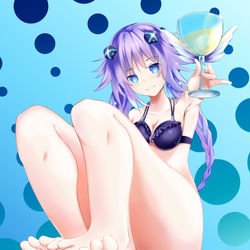 Welcome to Gamindustri, home of the CPU's of our favourite consoles, and their gorgeous feet that their citizens regularly worship to maintain their strength!