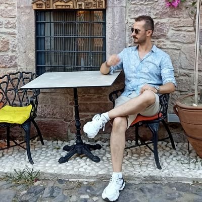 SinannDmn's profile picture. Öğrenen ve Öğreten 👨🏻‍🏫 🇹🇷
📍Bursa - Balıkesir / Selçuk Üniversitesi 🎓