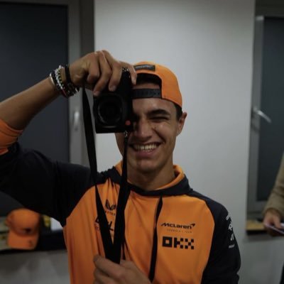 lexiesflowers's profile picture. live laugh love lando norris