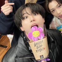 luu π¦π· (@sasukelovesss) 's Twitter Profile