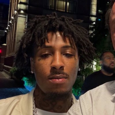 oluwapelumi3451's profile picture. Zinodict ❤️✌️🇳🇬🇺🇸 EKITI ❤️/man utd❤️ and any club that play against Chelsea