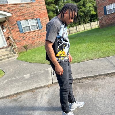 New twitter ‼️ can’t get in my old shit @Big2xfrom400 .. Get up wimme. 30:38 #LLELROY #LLBIBBY 🖤 fuck the other side 🖕🏾