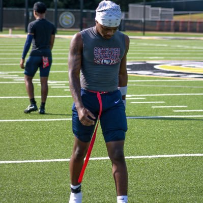 3.3 GPA|5’9 150 RB|CO 28| Southwest high school| https://t.co/YA7eBu4kDq