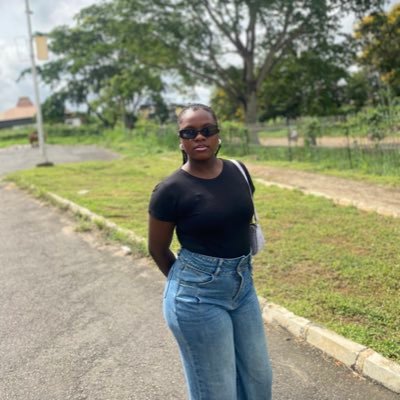 ⭐️|| Career Enthusiast ||Yourfavouritepreciousgirlll✨||Notjustalawyer🧚♀️