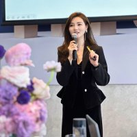 Meiling (@meiling85537219) 's Twitter Profile