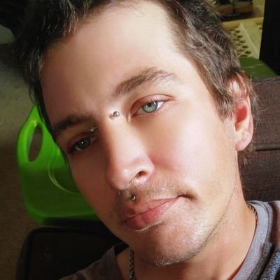 l Xbox: oOLexiusOo l PSN: ShyEyezSeven l Orphan l 37yrs old l Gamer l Web Designer l Writer l Little Schizo with bipolar ❤️ 💙 💜 💚