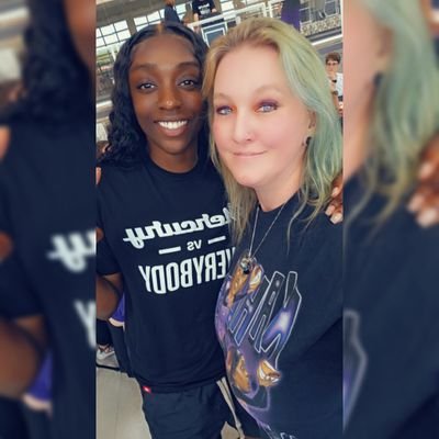 Season ticket holder for PHX Suns, PHX Mercury, and PHX Rising. AZ Rattlers/AZ Dbacks/Miami Dolphins
#WeAreTheValley #4TheValley #WeAreBG
ig: suns_tutu_fan