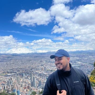 Abogado⚖️ / Mg en DD.HH y Cultura de Paz 🕊️