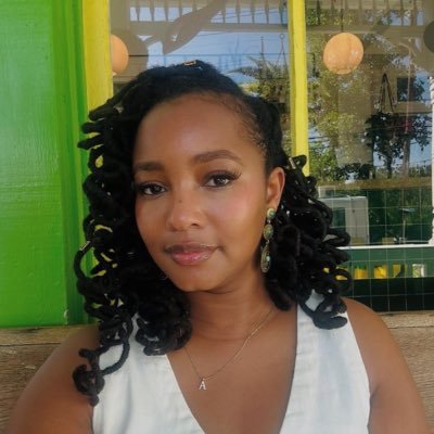 Urban grower 👩🏽🌾. Feminist. Southern. Bipolar & BPD baddie. In pursuit of joy and slow living. Views = my own. 🏳️🌈