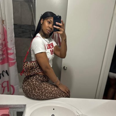 Welcome To Barbie’s Playhouse 🤭💦📸💞 Come Inside It’s FUN Inside 🤪 Only Fans Creator 2️⃣1️⃣& 🆙 FMOIG : @dejdabarbie_ 😚 10$ ENTRY FEE