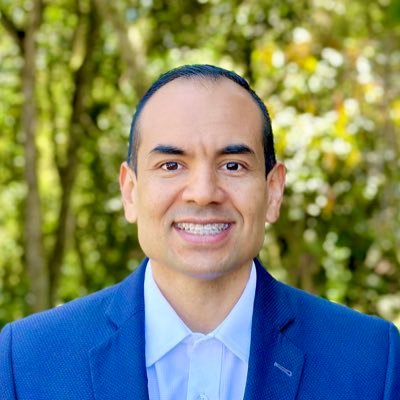 ChecheCifuentes's profile picture. Inspirar & Aprender || Presidente @Liderazgo_ILL || Autor 📘"Derecho Educativo. Disciplina jurídica y garantía de la Libertad para Educar"