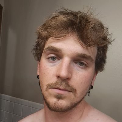 dialect420's profile picture. i do music
🕳️
all the places
🌏
like it's on Spotify
🟢
and apple
🍎
it's on other stuff too
💽
you should try and hear it and let me know if it hears good
👂