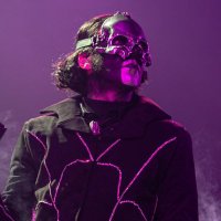 Liv saw GHOST (@guidinghaze) 's Twitter Profile