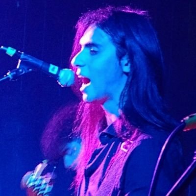SoyElEmiliocl's profile picture. IG: https://t.co/oxUxjHfw3C
Cantante, guitarrista y compositor
Hago canciones y las canto (Serrat)
Canto Rocanroles en Valpo y alrededores
Si zoi zurdito si bibaaa
