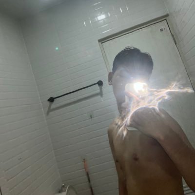 เจ้าแก้มดื้อ Profile