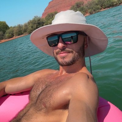 *18+ NSFW*
I have spent many years building and remodeling homes. Now I’m building and remodeling myself. Enjoy and subscribe! 😈 On Chaturbate also!
