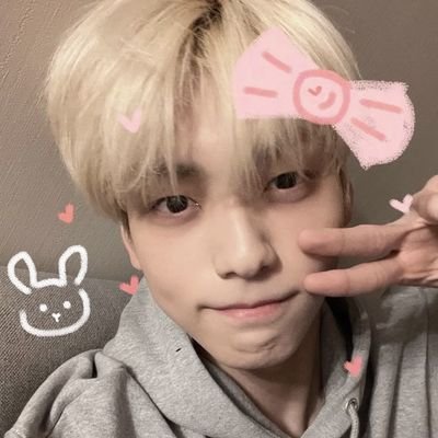 inuslove's profile picture. #Heterofobia o cómo es cuando tenés los ojos de colores diferentes??