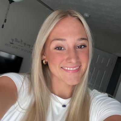 MadalynRose12's profile picture. Love God & Love others🫶🏼 Recruiting Coordinator x XHS volleyball coach