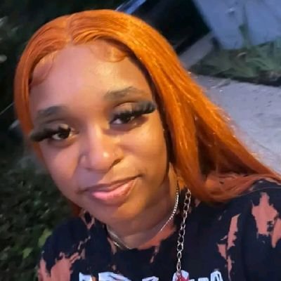 I'm either in my bag, my bed, or my Business... Ain't no in between! 💅💰😍 RIH Daddy& Momma!