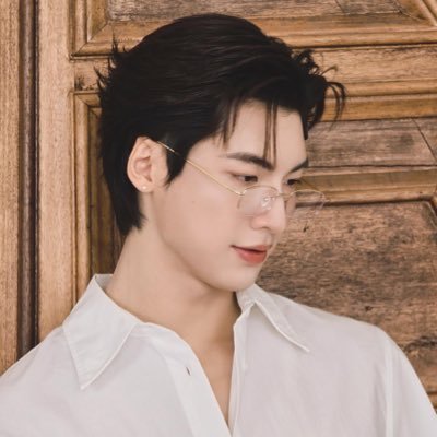 actor ig: pondponlawit For work : 0815446145 (P’Bow) E-mail : workwithponlawit@gmail.com
