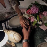 𝐡𝐚𝐧𝐝𝐬 𝐜𝐨𝐮𝐩𝐥𝐞𝐬 (@coupleshands) 's Twitter Profile Photo