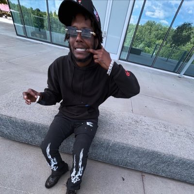 | A L I A S | Life’s A Journey 🗺️ Long Live All My Fallen Soliders 🪦 Last Of A Dying Breed , I Won’t Be Alive 4Ever But My Name Will 4Ever Live On.❤️💚💙LIFE