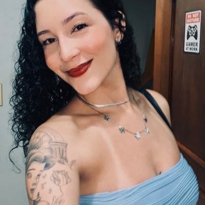 Working for @2GAMEgg
🇧🇷🇺🇸🇫🇷🇪🇸
✉️ raquel@2game.com I ♡ @greinzera