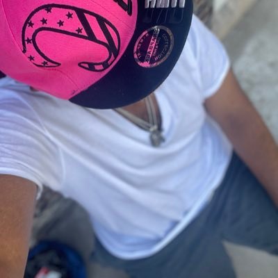 Big vibes. Bigger 🥒 — me & my bros 🔥 $AsaadWayne — show love 💵 DM for collabs & custom heat 🎥