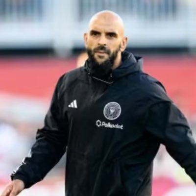 MessiPriv_'s profile picture. @MessiEra10_