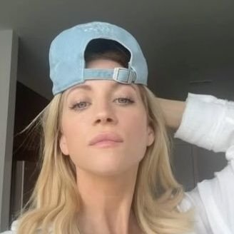 kayyylanii's profile picture. i only consume media if it's gay | she/her | 24 | 🇺🇸🇲🇽🏳️‍🌈