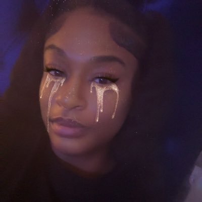 honeyxdip's profile picture. aight, bet.