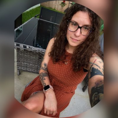 _itszie's profile picture. Existing in this thing we call life. 🖖🏼🧡🌱