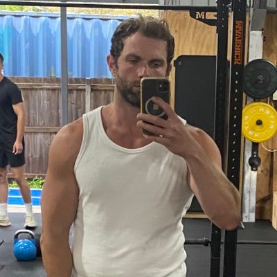 Health coach (clients and mentorships). My interests are gut health, lab analysis, chronic disease. DM for 12 week programs. https://t.co/k41DjhTsDk