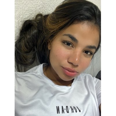 Oque busquei não encontrei, me tornei. ✨🤍