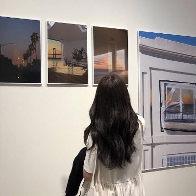 Xzacsxrrett's profile picture. Designing dreams and chasing sunsets 🌅