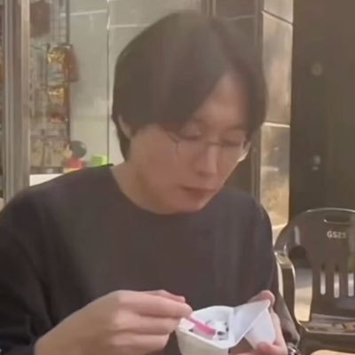 somunjo's profile picture. kdrama luvr ∿ mostly ldw + sfh ⪩⪨
